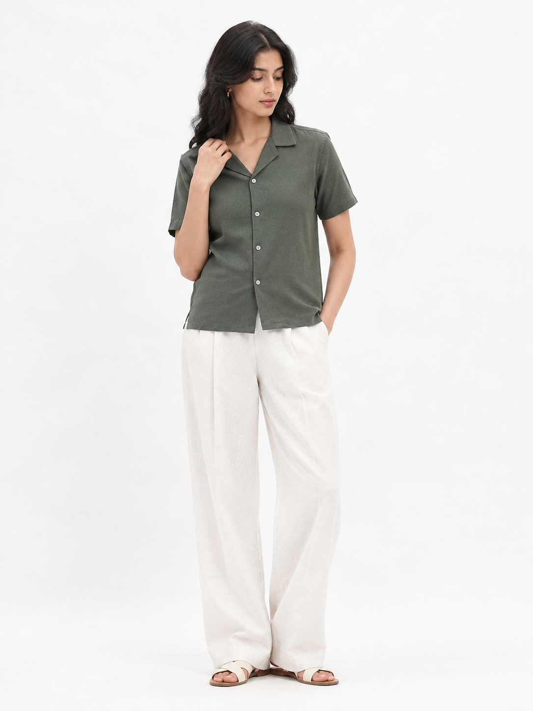 WOMENSWEAR