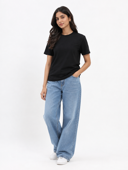 WOMEN'S BLACK SOLID T-SHIRT